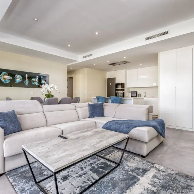 Продажа апартаментов на первом этаже в Fuengirola