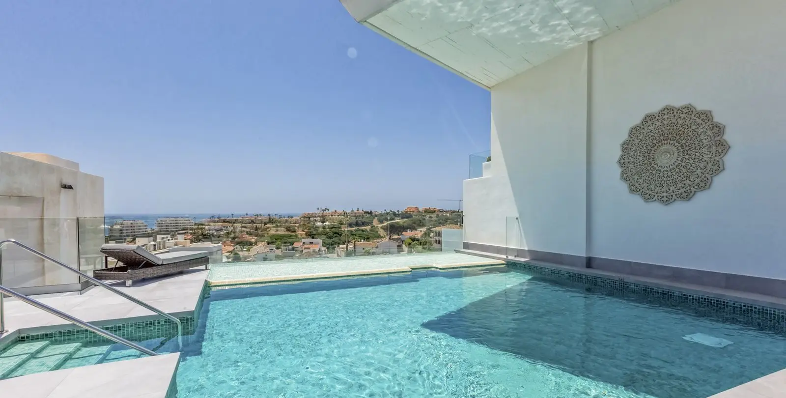 Продажа апартаментов на первом этаже в Fuengirola 13