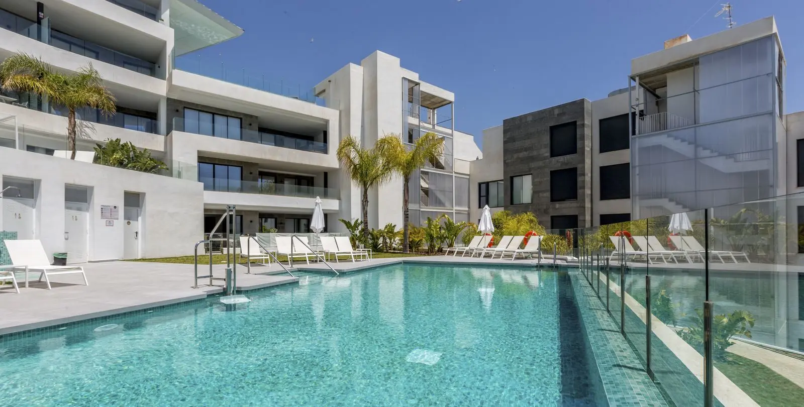 Продажа апартаментов на первом этаже в Fuengirola 28