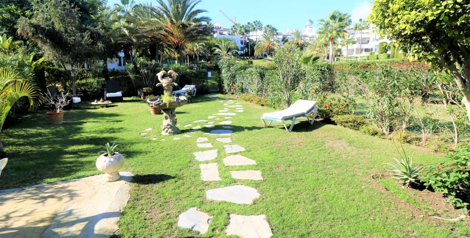 Sale of semi-detached house in Estepona 3