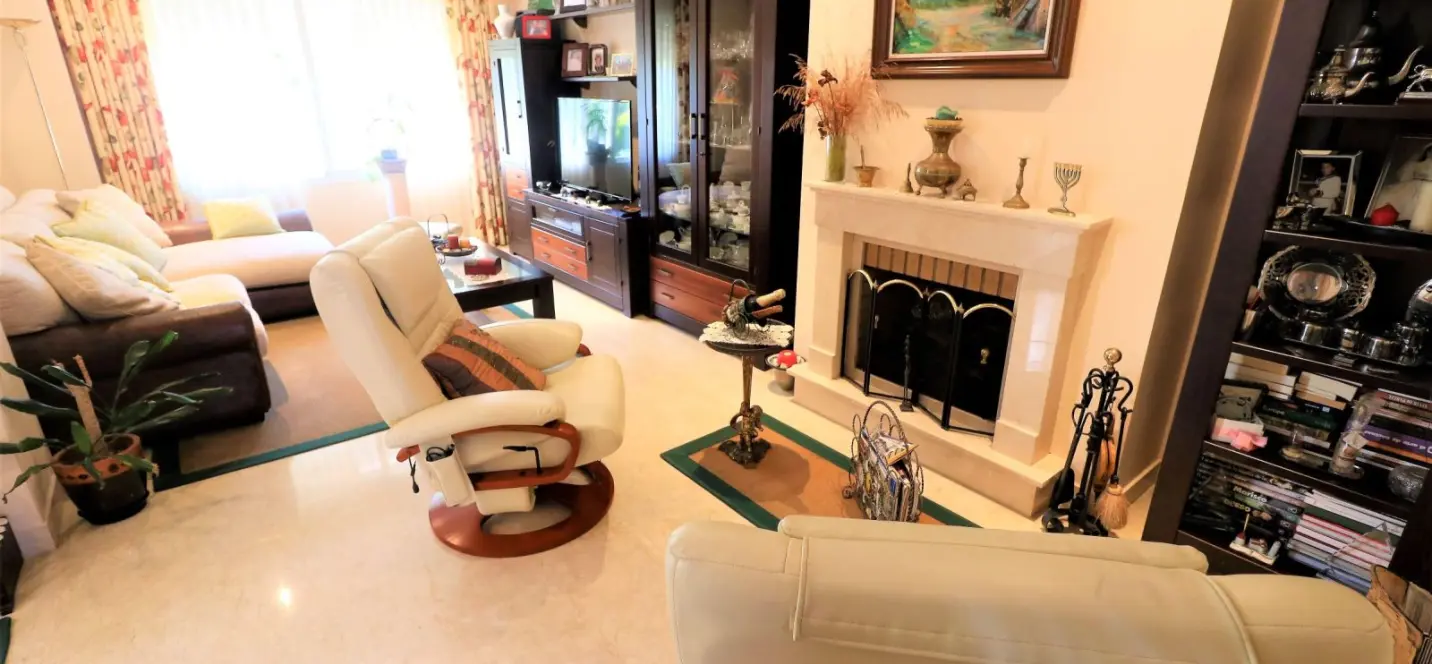 Venta de casa pareada en Estepona 3