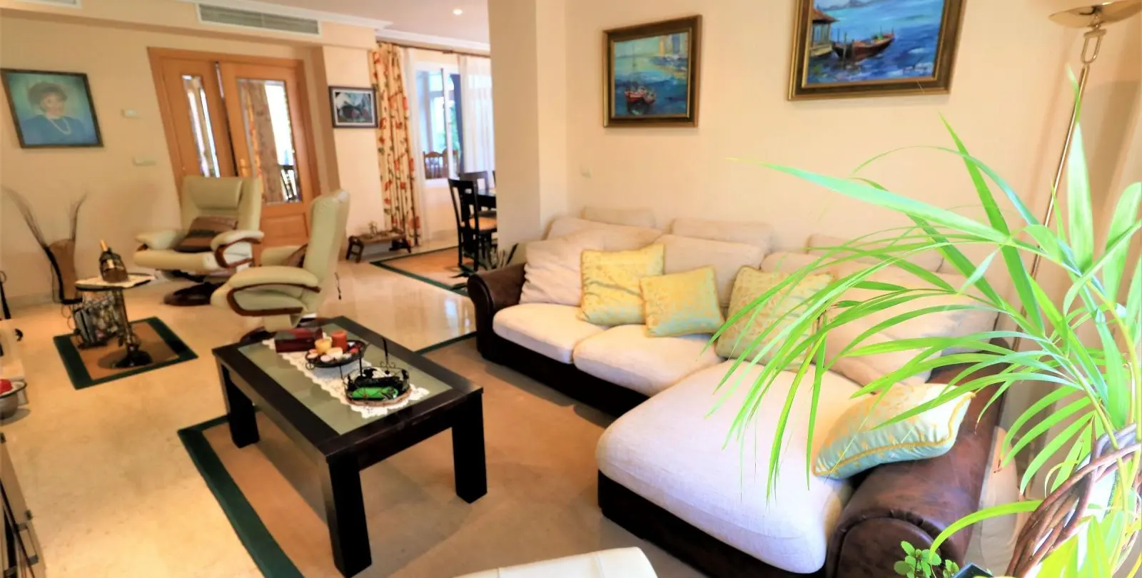 Sale of semi-detached house in Estepona 10