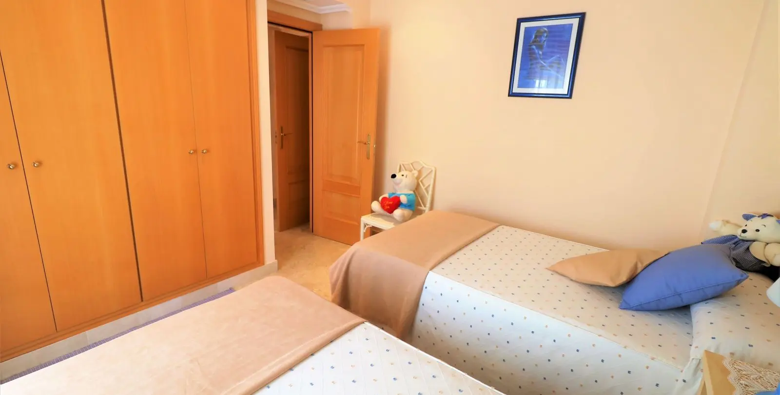 Sale of semi-detached house in Estepona 17