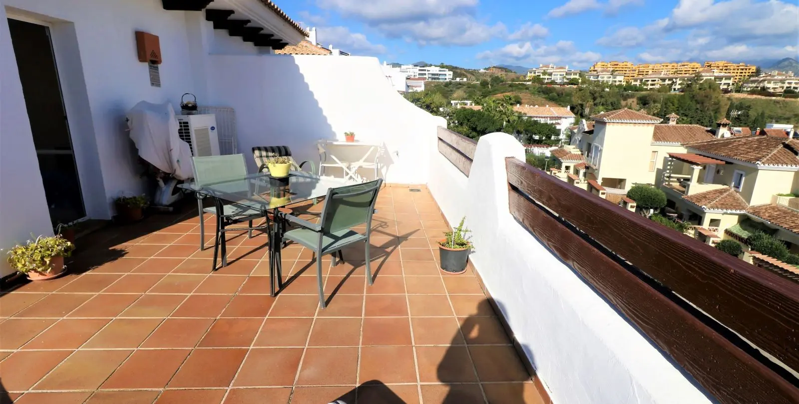 Sale of semi-detached house in Estepona 30