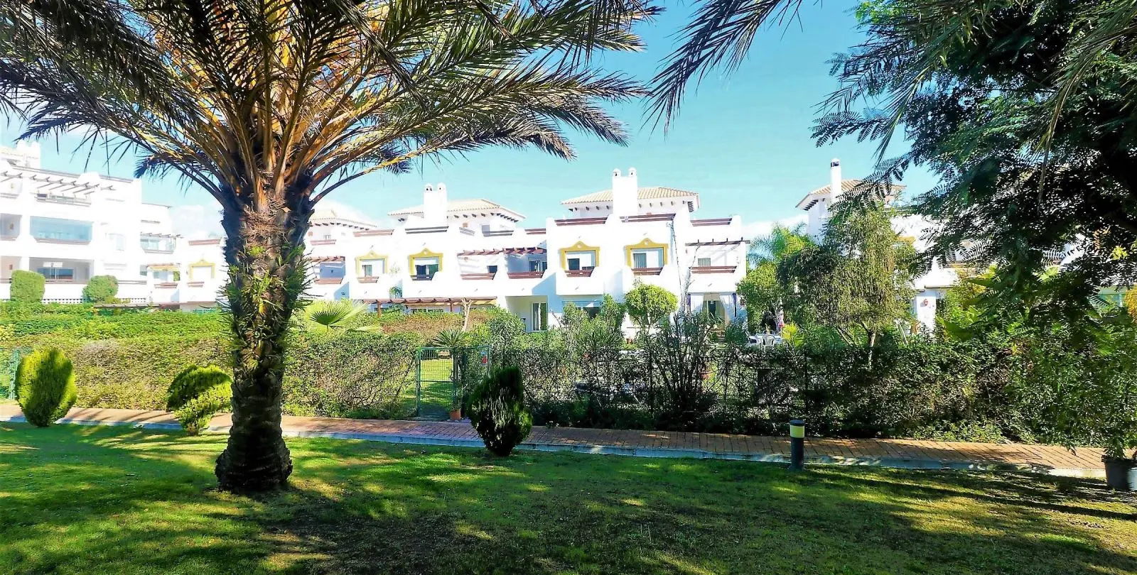 Sale of semi-detached house in Estepona 42