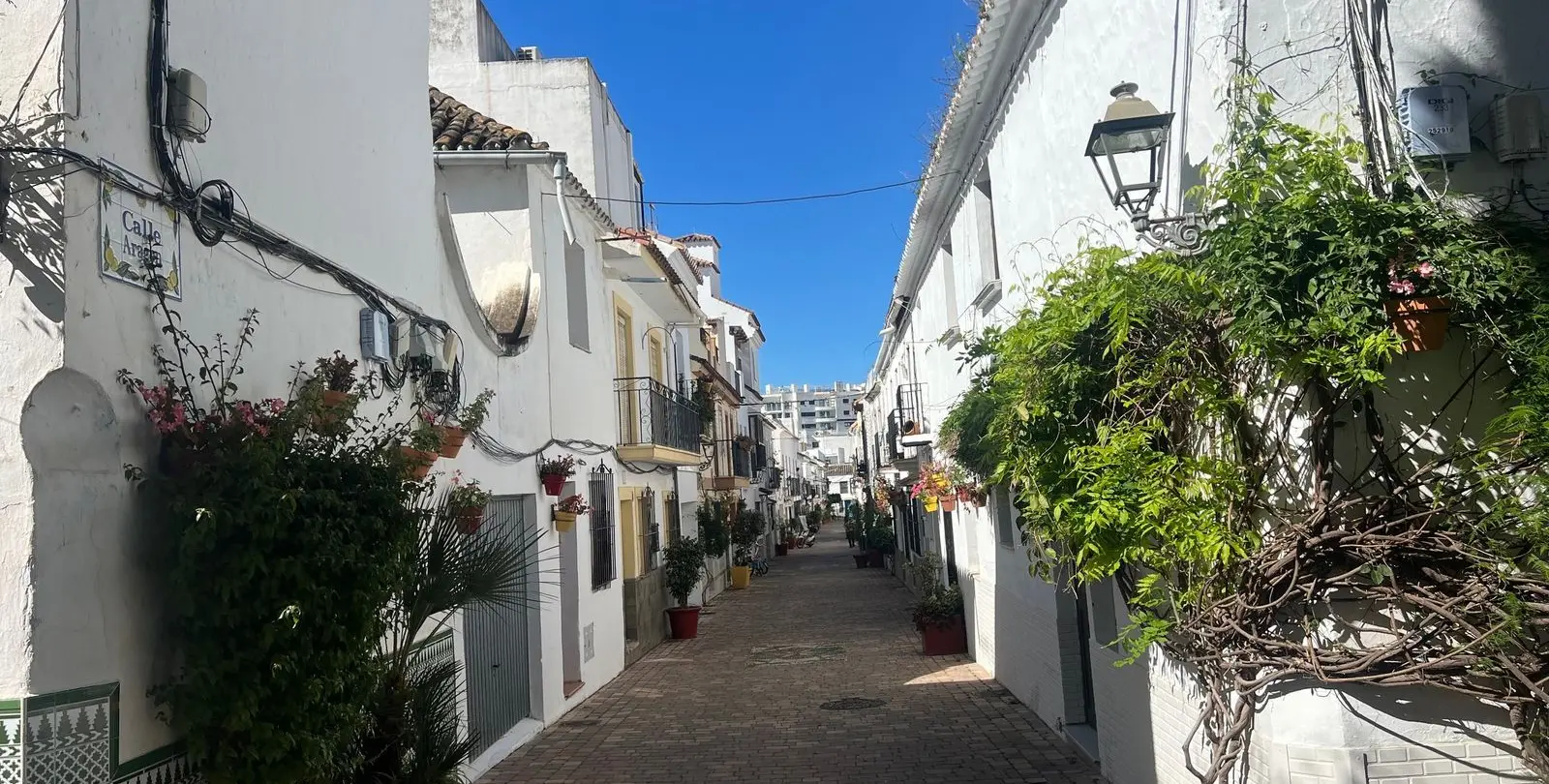 Продажа дома на две семьи в Estepona 7