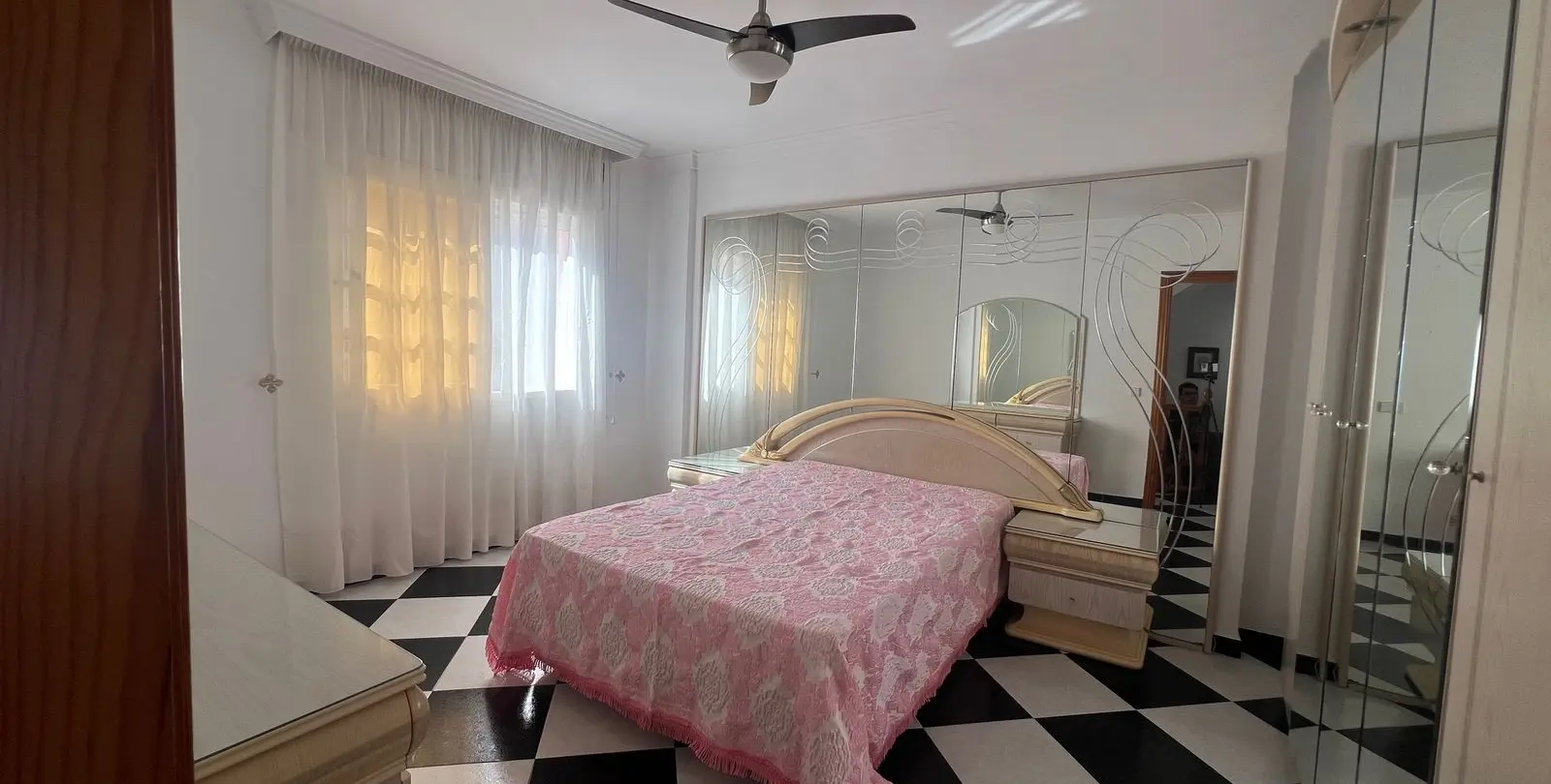 Продажа дома на две семьи в Estepona 29