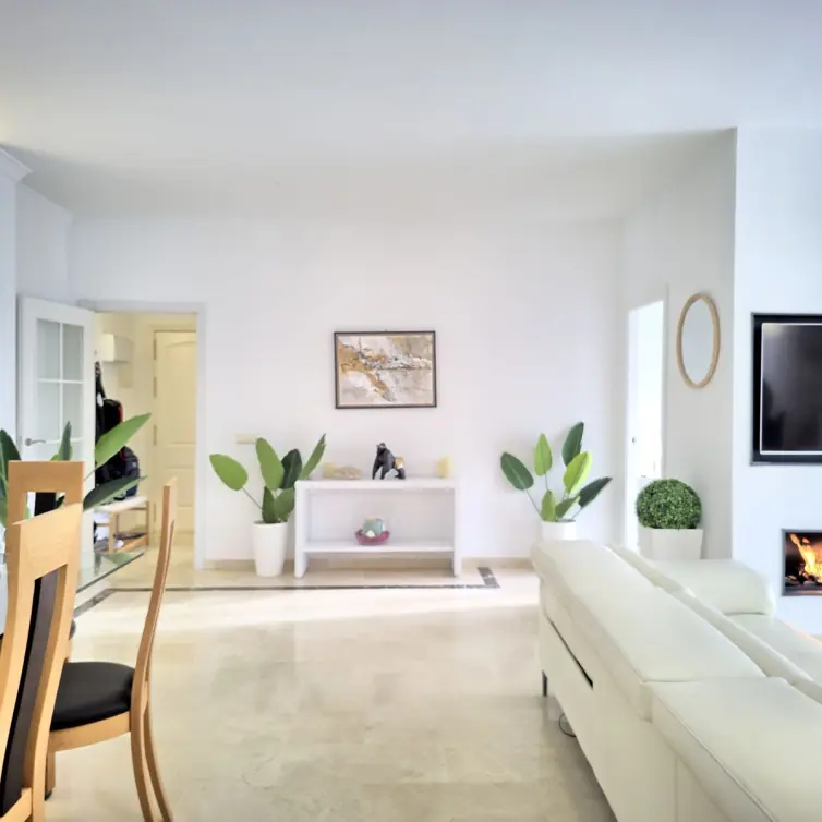 Sale of ground floor apartment in Cabopino