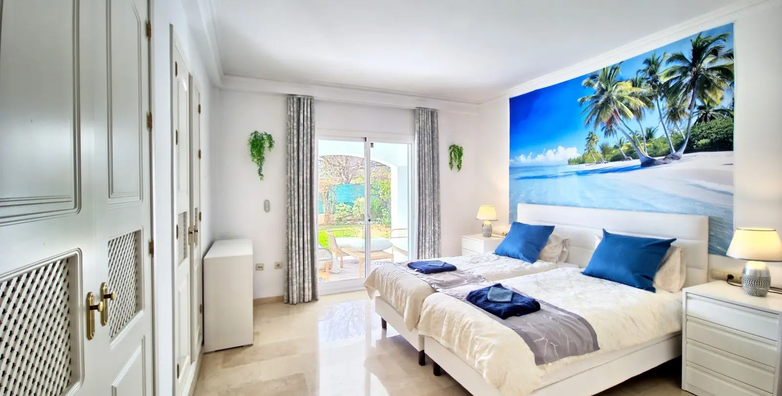 Sale of ground floor apartment in Cabopino 12