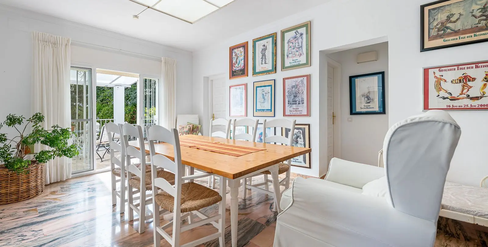 Sale of detached villa in Alhaurín el Grande 14