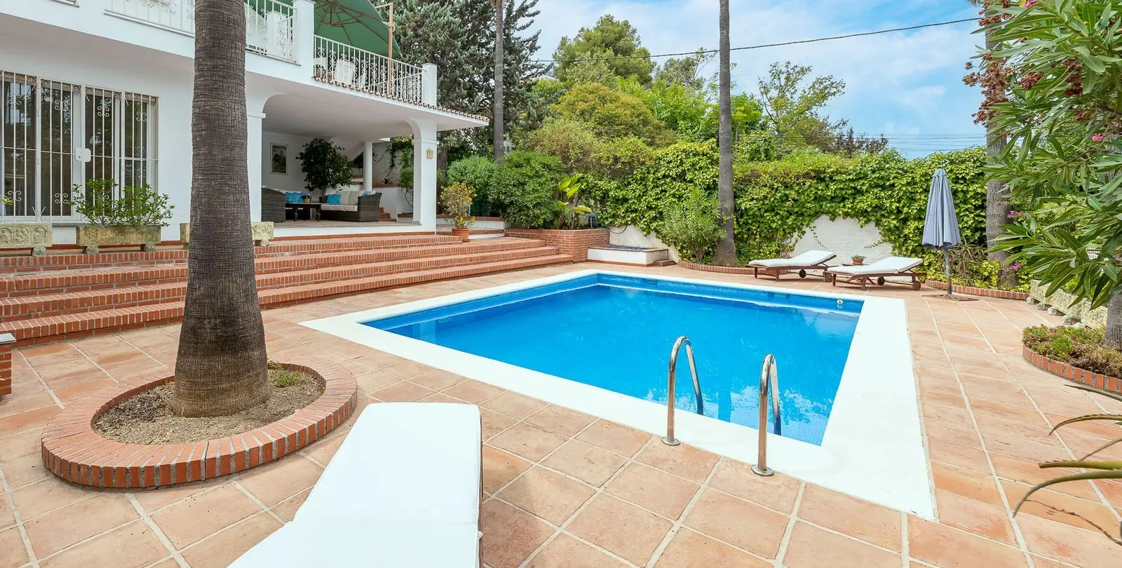 Sale of detached villa in Alhaurín el Grande 45