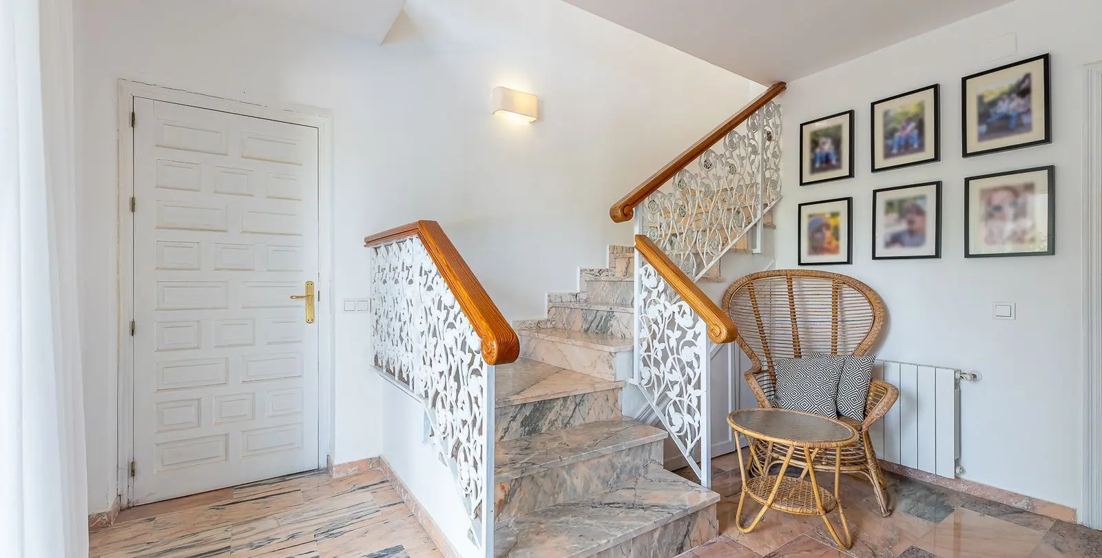 Sale of detached villa in Alhaurín el Grande 52