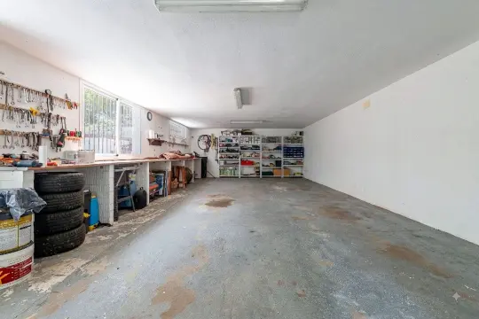 Image 77 thumb