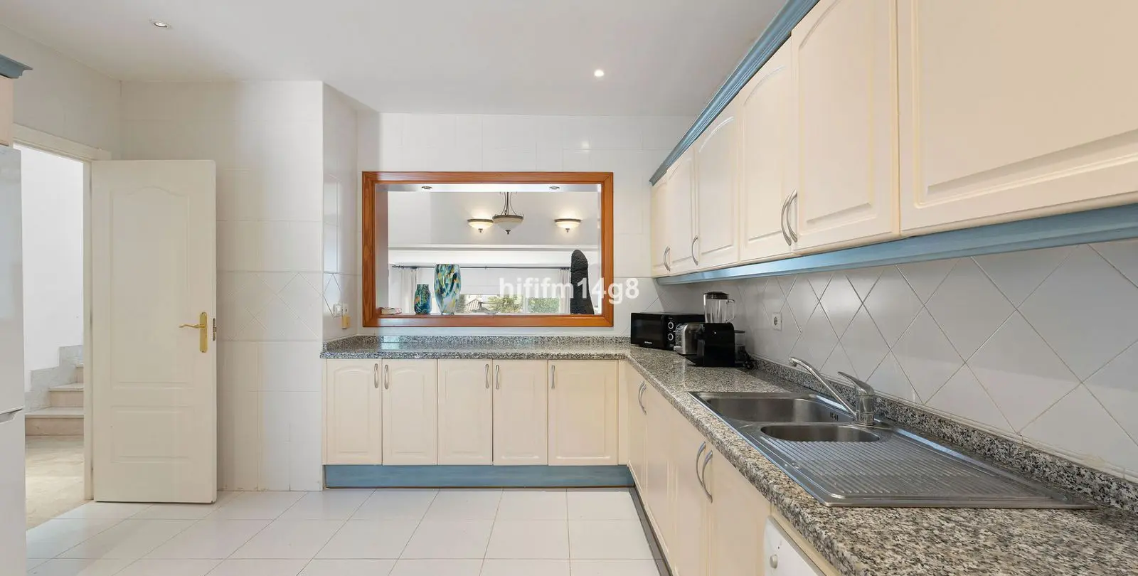Sale of townhouse in Nueva Andalucía 10