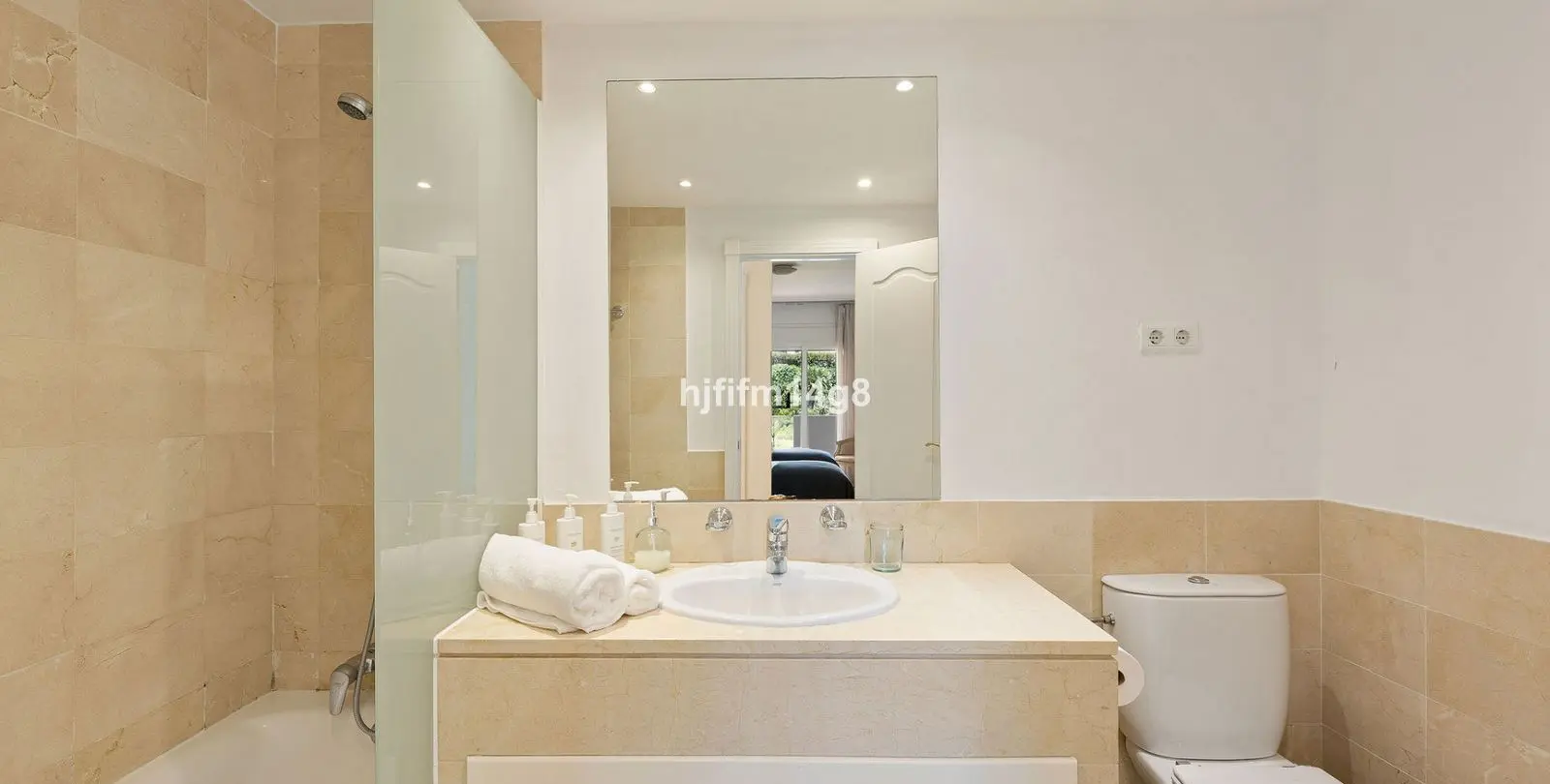 Sale of townhouse in Nueva Andalucía 19