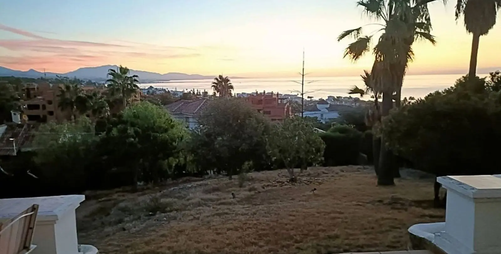 Sale of detached villa in Estepona 6