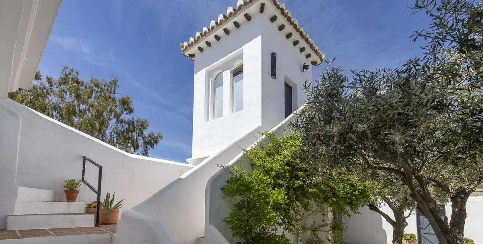 Venta de hotel en Villanueva De La Concepcion 50
