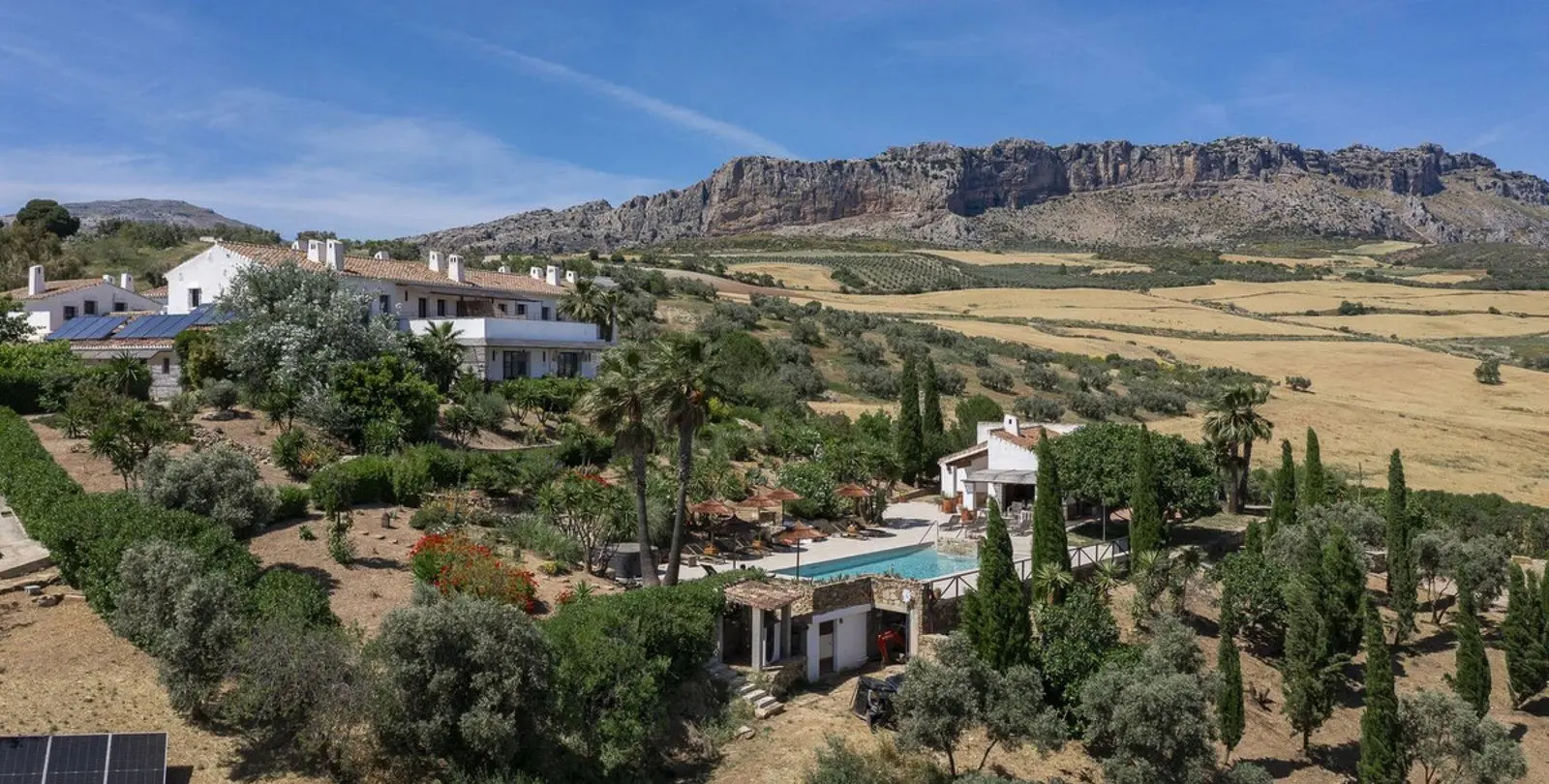 Venta de hotel en Villanueva De La Concepcion 61