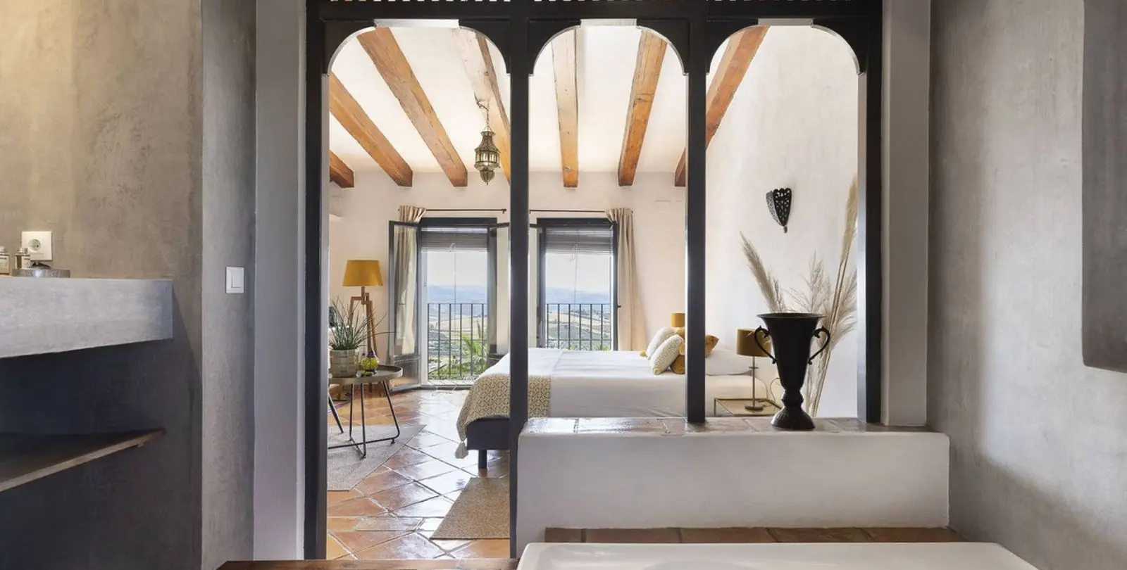 Venta de hotel en Villanueva De La Concepcion 63