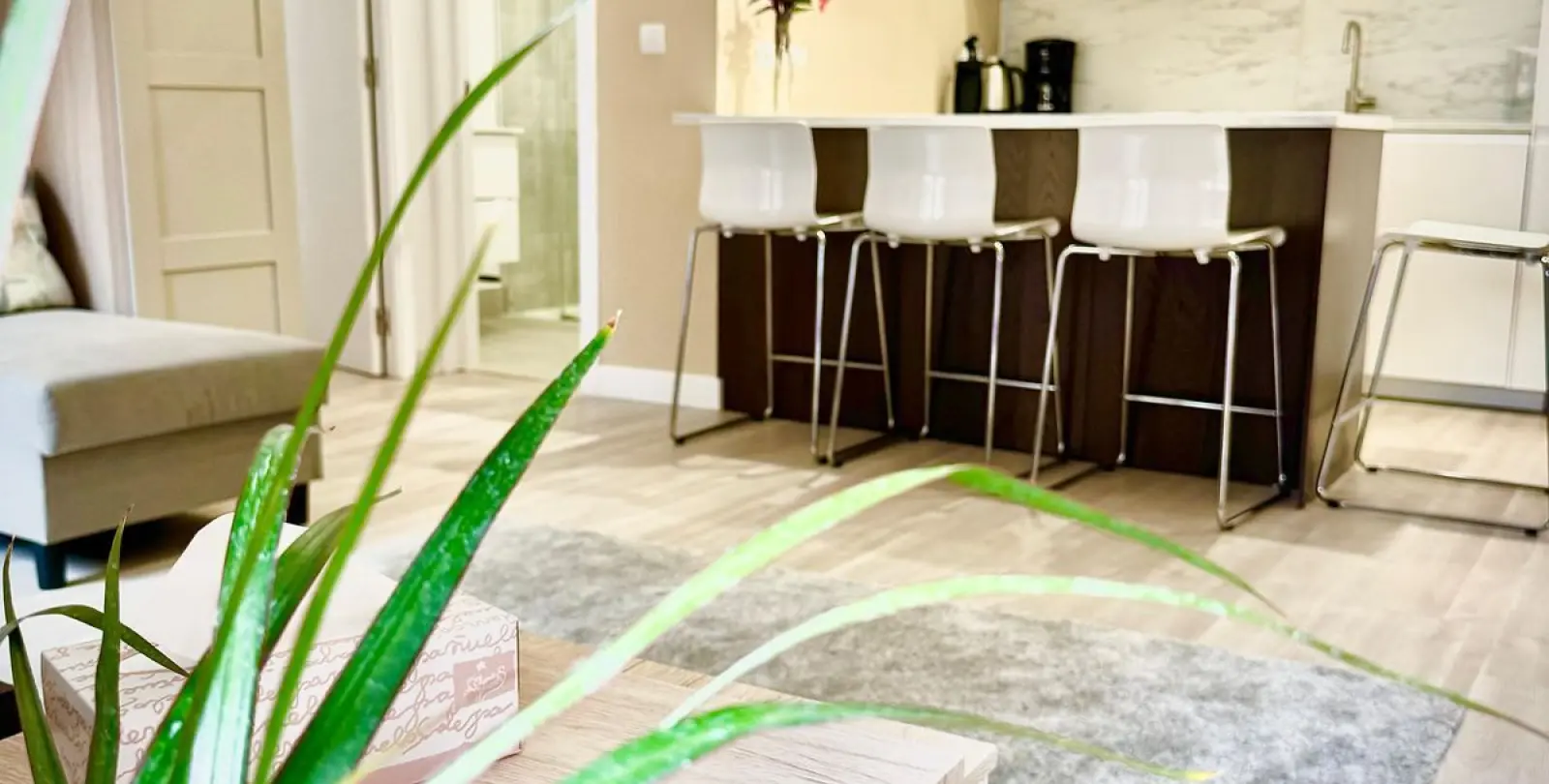 Venta de apartamento en planta media en Calahonda 7