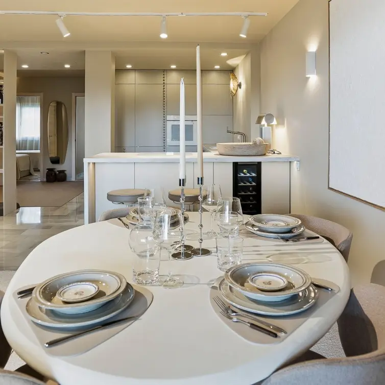 Venta de apartamento en planta media en Calahonda