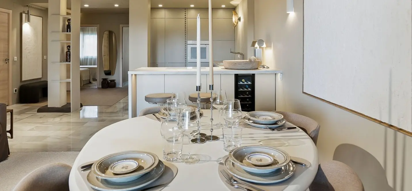 Venta de apartamento en planta media en Calahonda 0