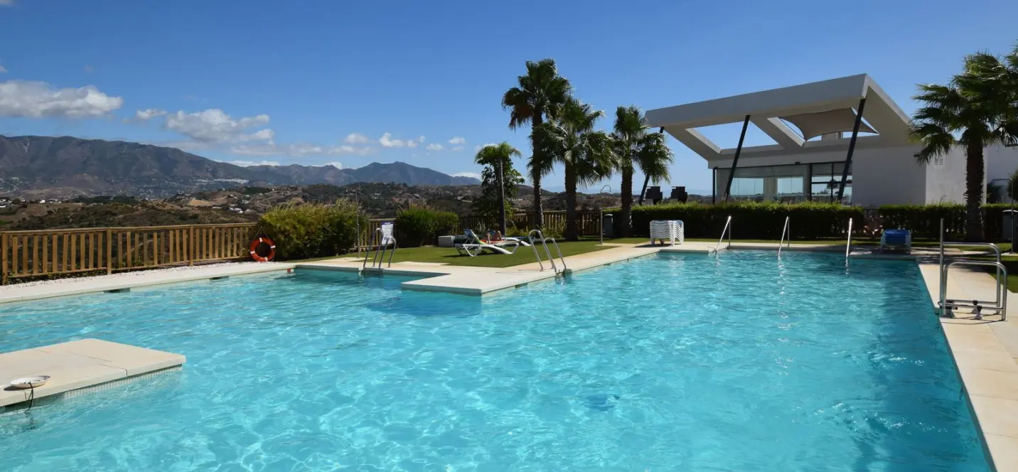 Venta de apartamento en planta baja en La Cala de Mijas 0