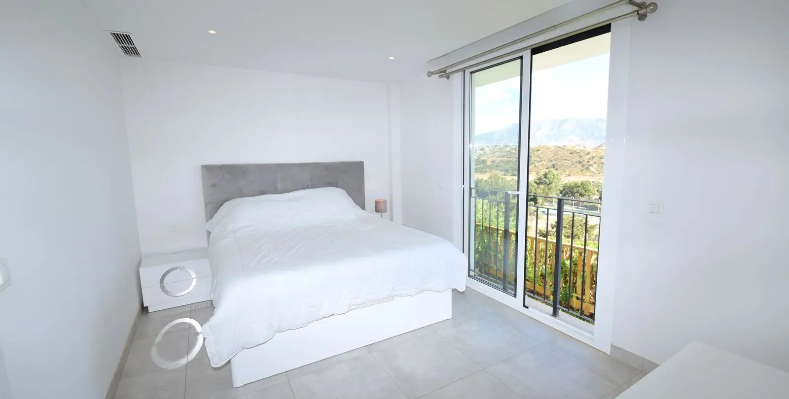 Venta de apartamento en planta baja en La Cala de Mijas 6