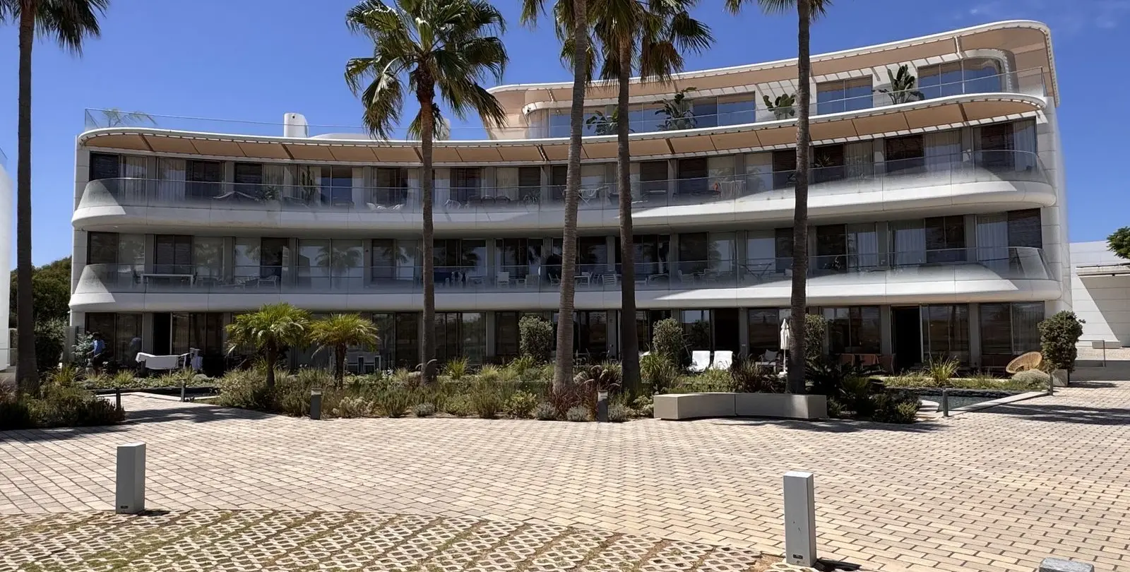 Venta de apartamento en planta baja en Estepona 3