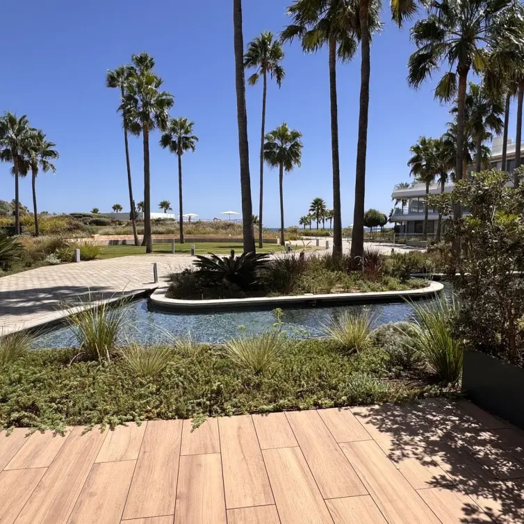 Venta de apartamento en planta baja en Estepona