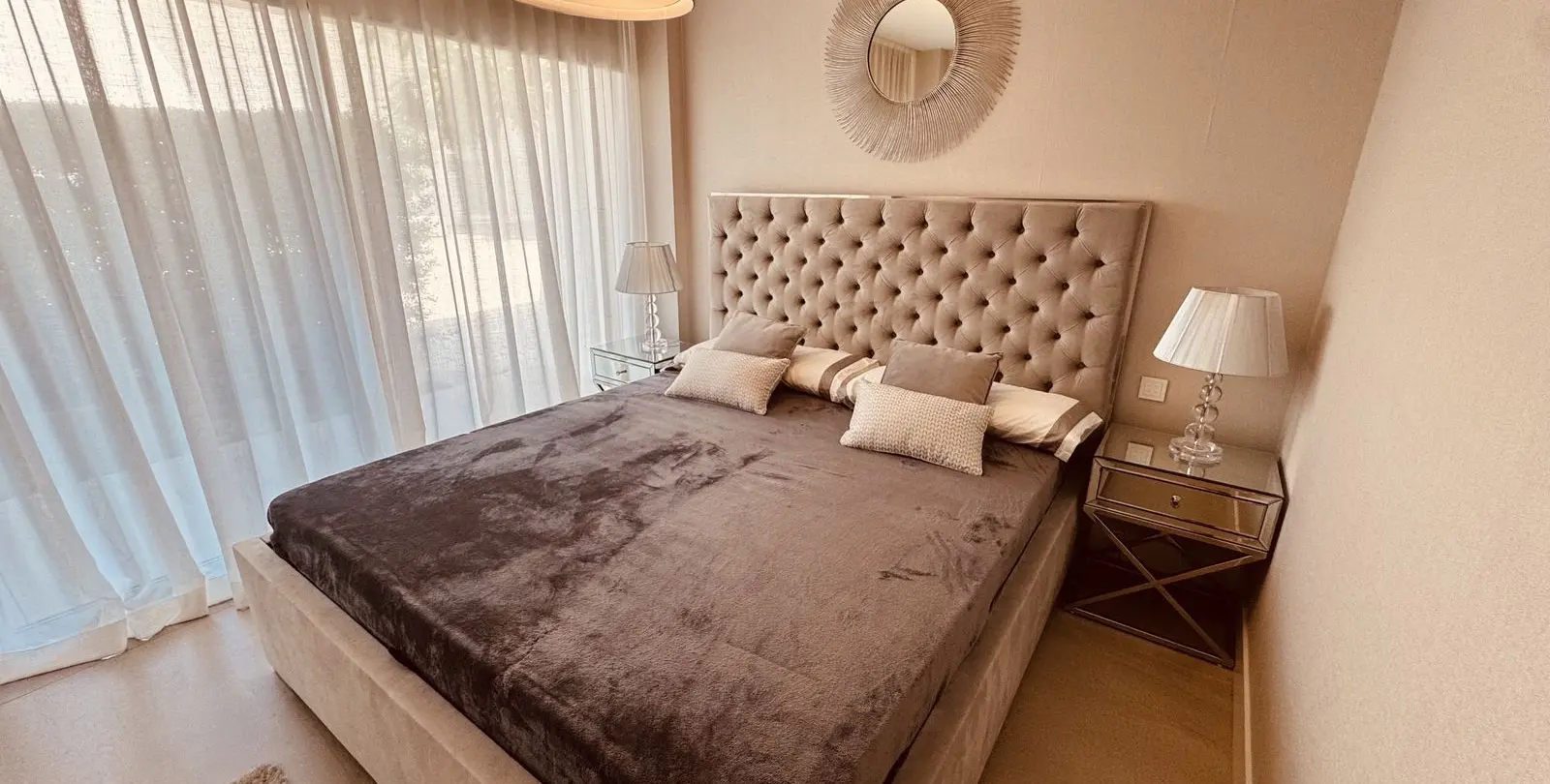 Venta de apartamento en planta baja en Estepona 15
