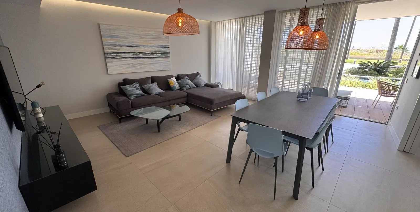 Sale of ground floor apartment in Estepona 11