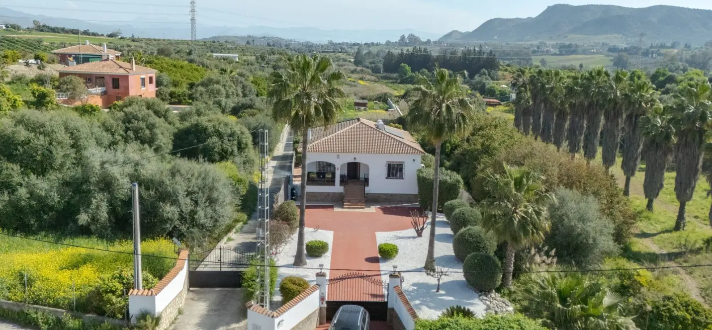 Venta de villa independiente en Alhaurín el Grande 1
