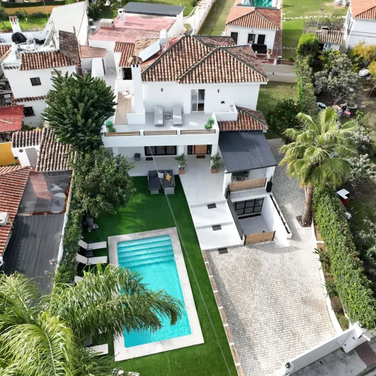 Venta de villa independiente en Marbella