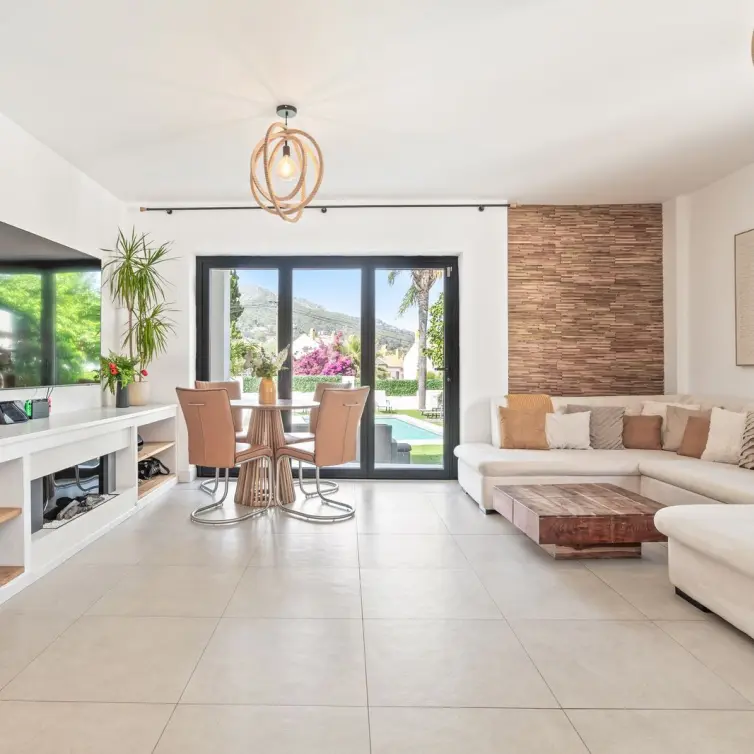 Venta de villa independiente en Marbella
