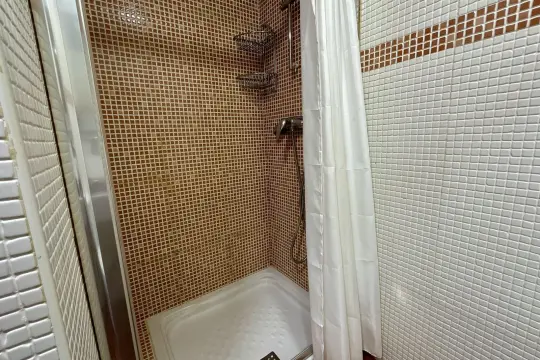 Image 35 thumb