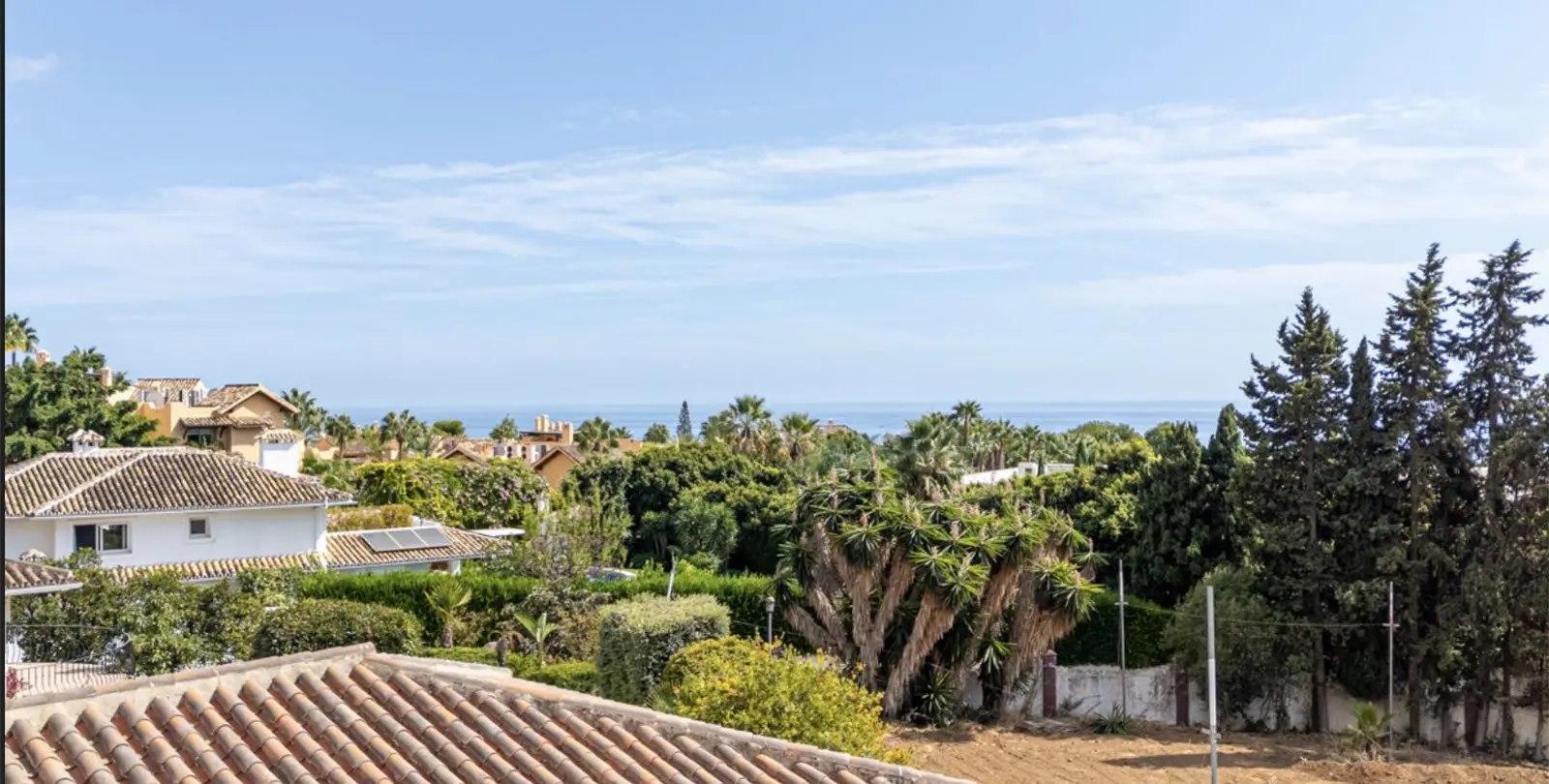 Venta de parcela residencial en Nagüeles 2