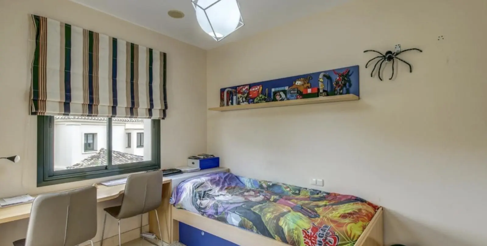 Alquiler a largo plazo de apartamento en planta media en Benahavís 11