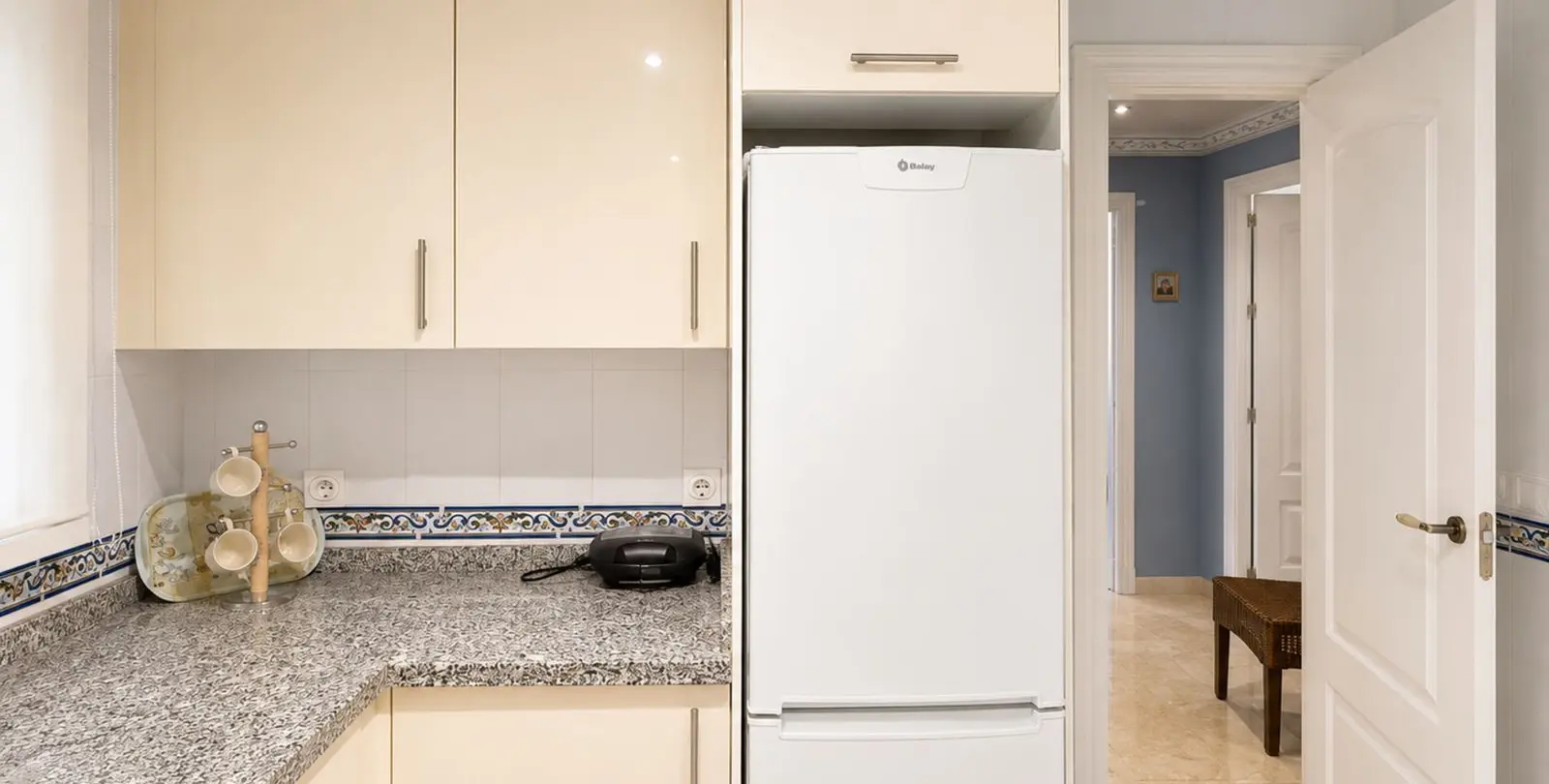 Продажа апартаментов на среднем этаже в Manilva 9