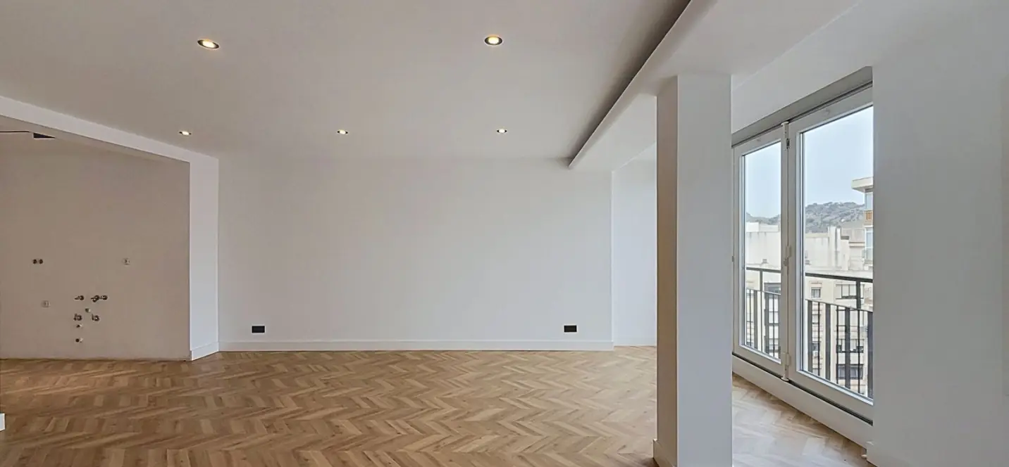 Sale of penthouse in Málaga Centro 2