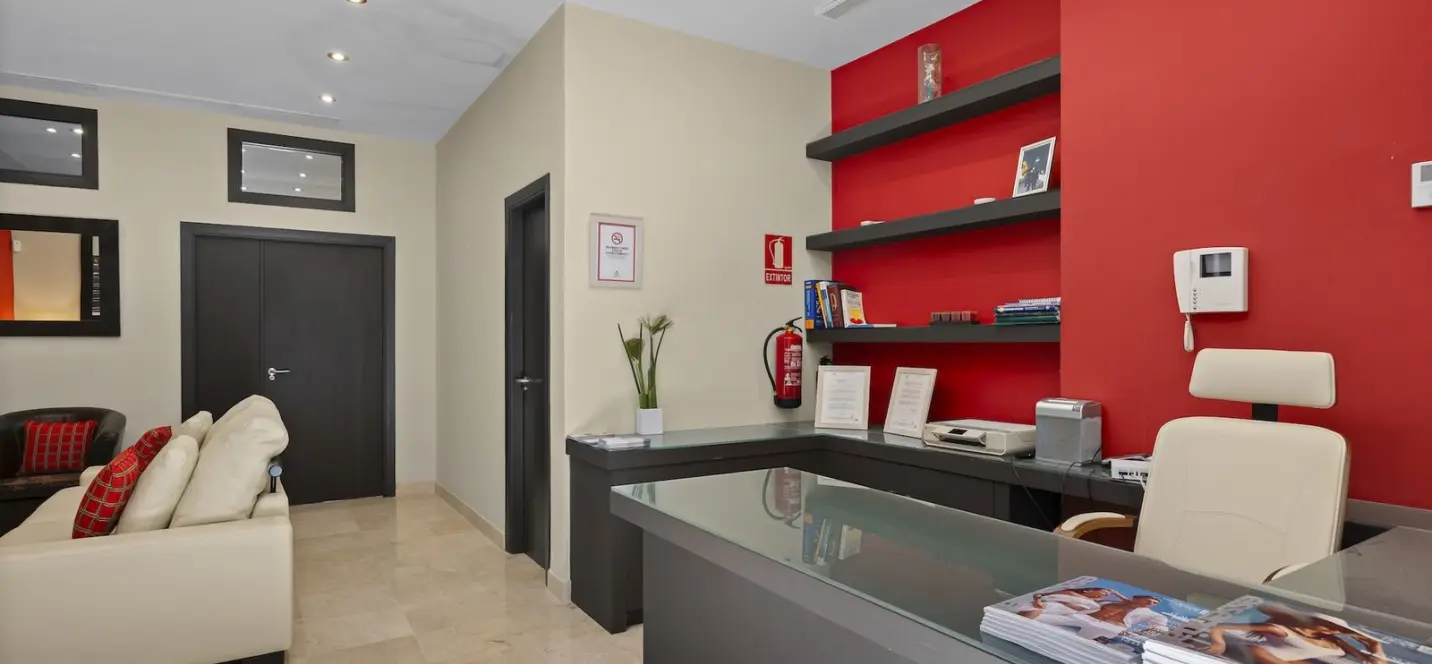 Sale of office in Marbesa 1