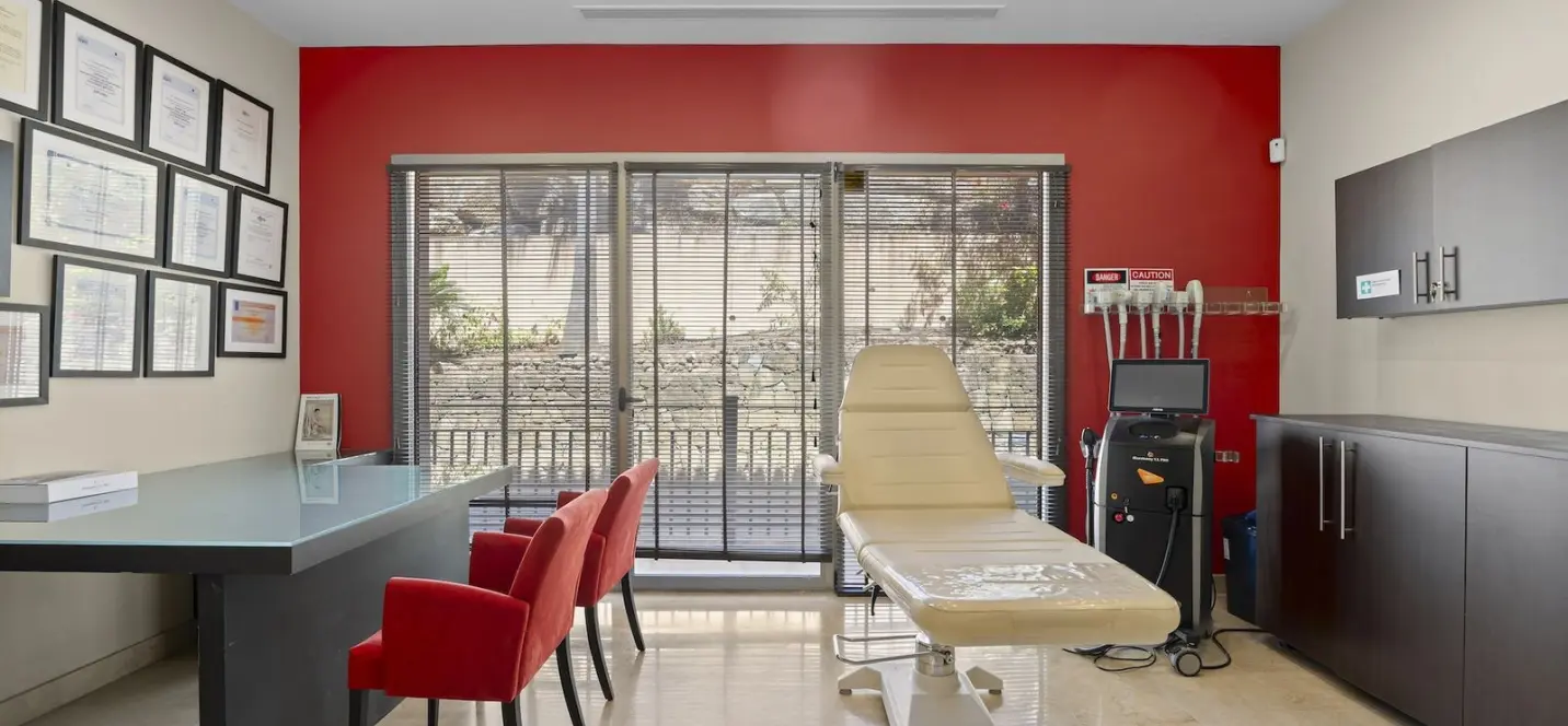Sale of office in Marbesa 2