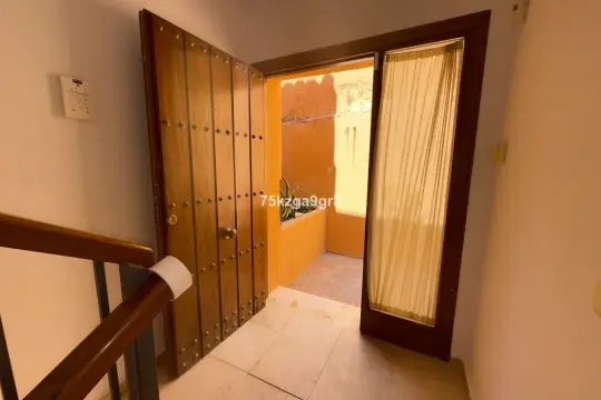 Image 4 thumb
