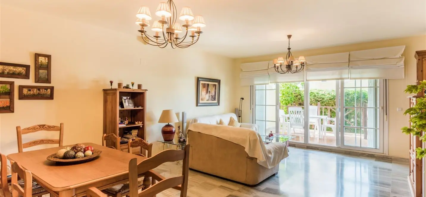 Sale of ground floor apartment in Cabopino 2