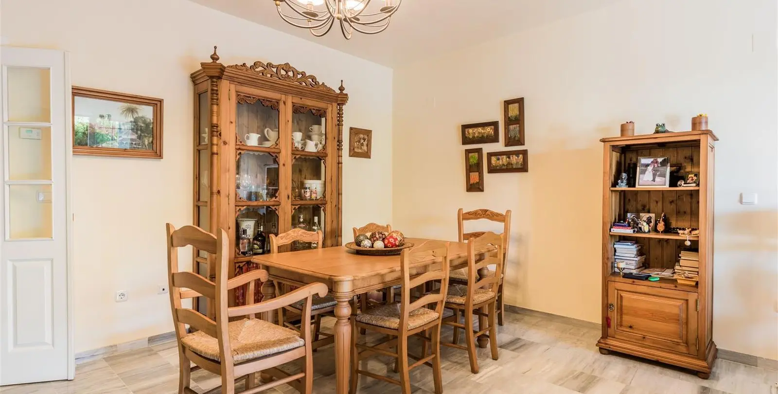 Venta de apartamento en planta baja en Cabopino 6