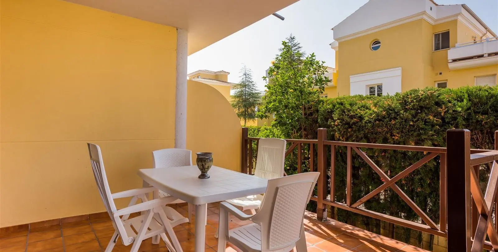 Venta de apartamento en planta baja en Cabopino 15