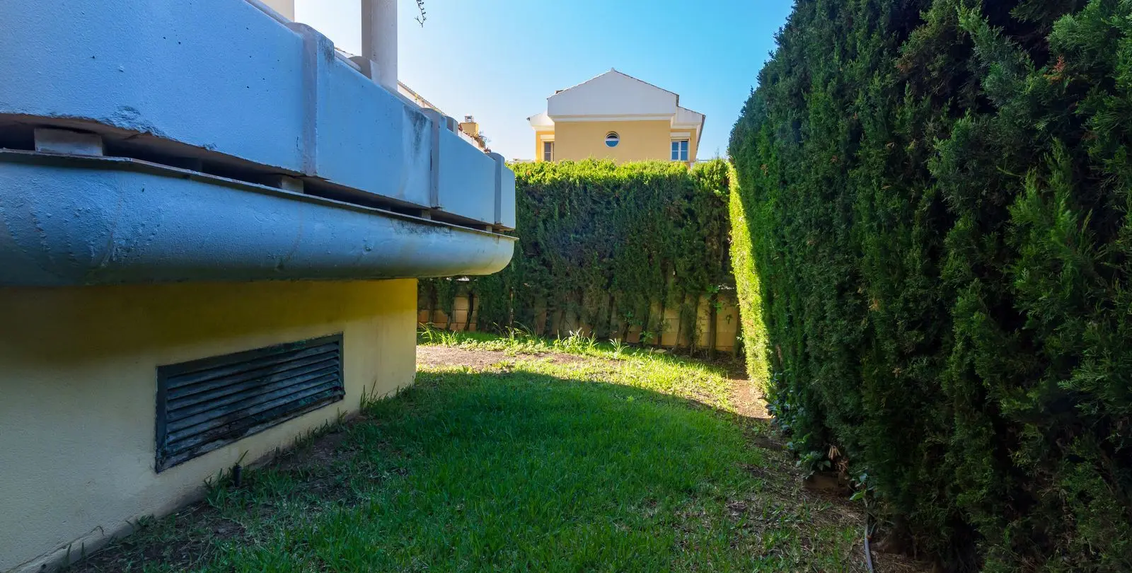 Venta de apartamento en planta baja en Cabopino 20