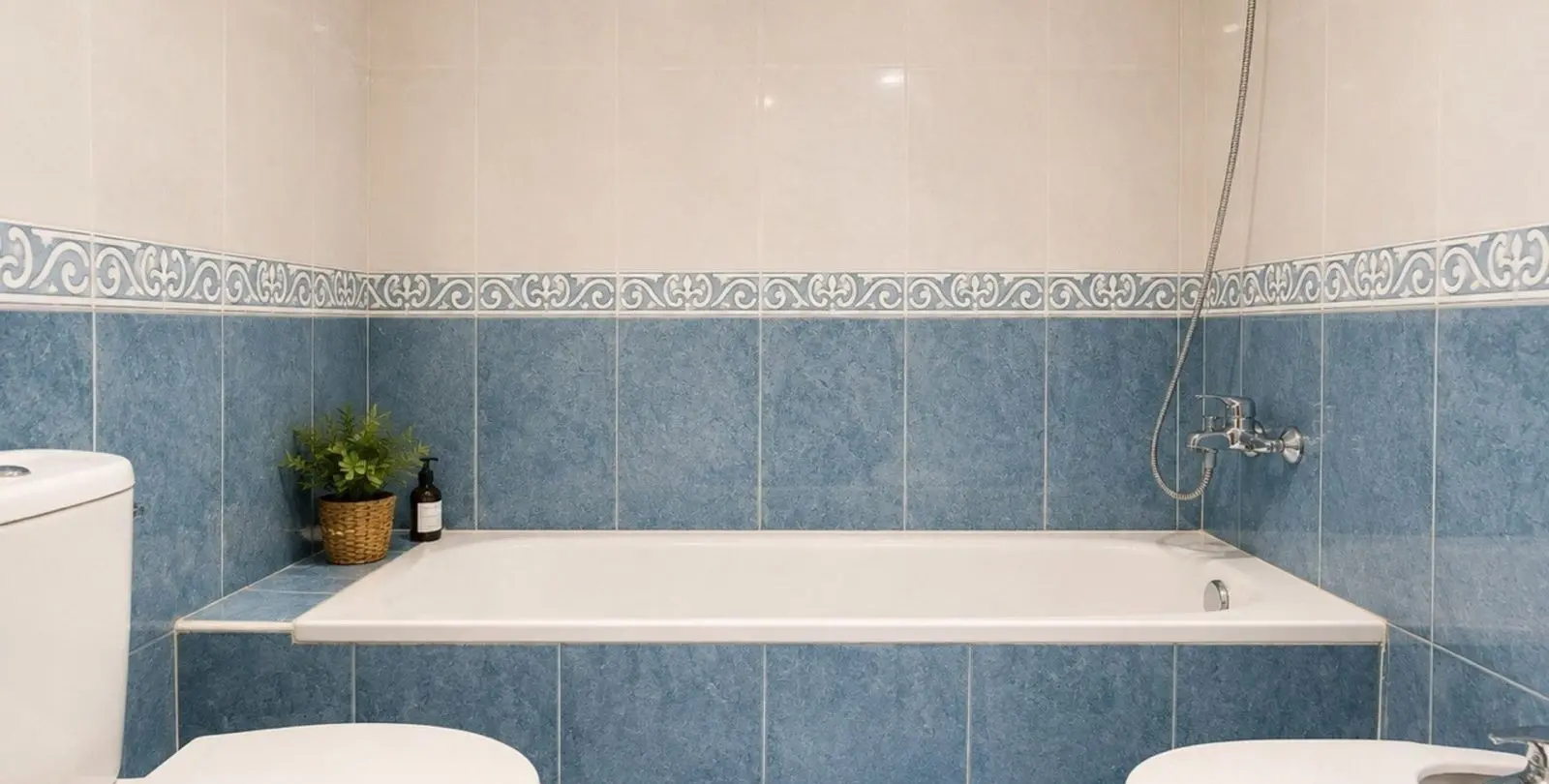 Venta de apartamento en planta media en Marbella 30