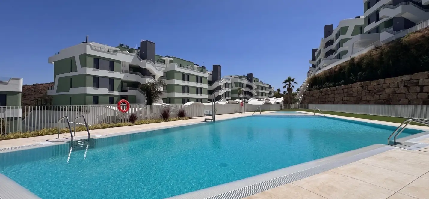Sale of middle floor apartment in Calanova Golf 0