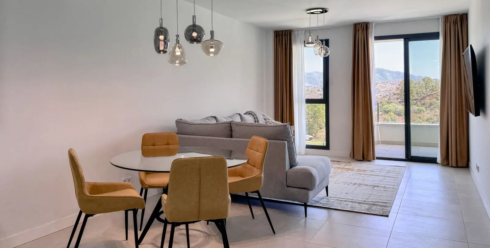 Sale of middle floor apartment in Calanova Golf 4